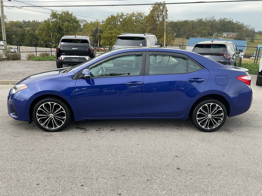 Used 2015 Blue Crush Metallic Toyota S Premium image 7