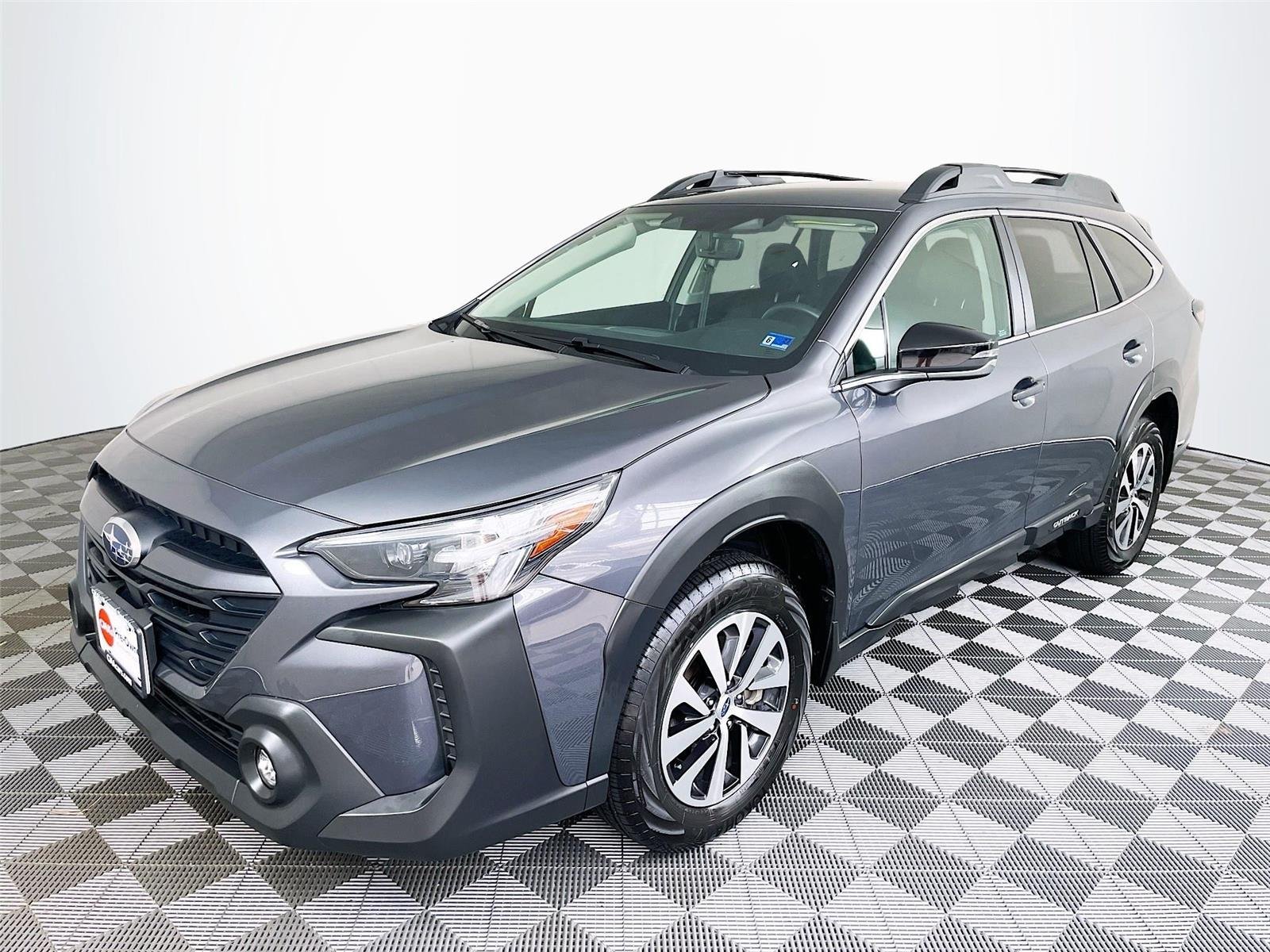 Used 2025 GRAY SUBARU PREM image 3
