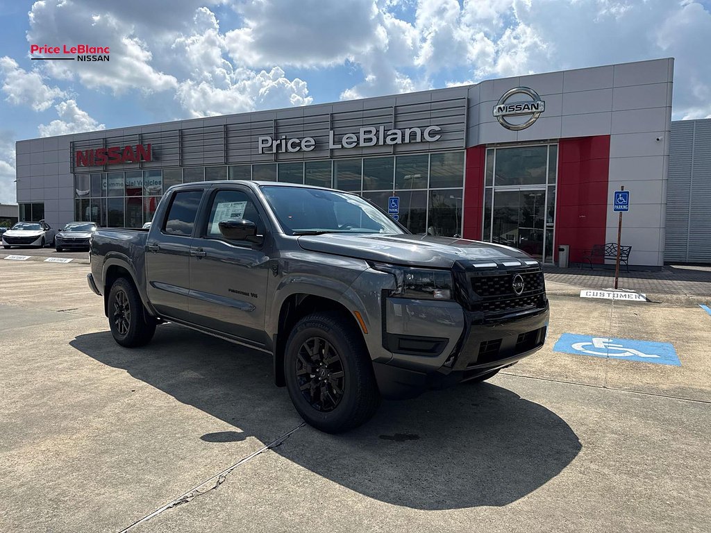 2027 Nissan Frontier SV