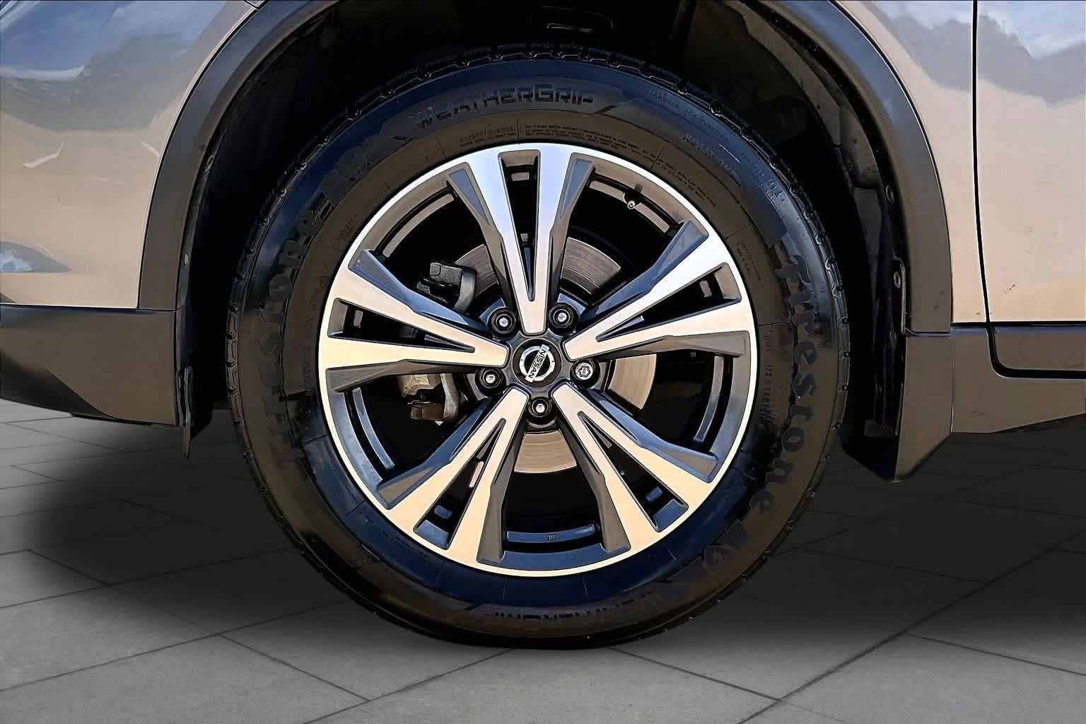 Used 2019 Gun Metallic Nissan SV image 11