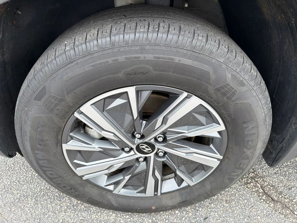 Used 2022 Gray Hyundai Blue image 11