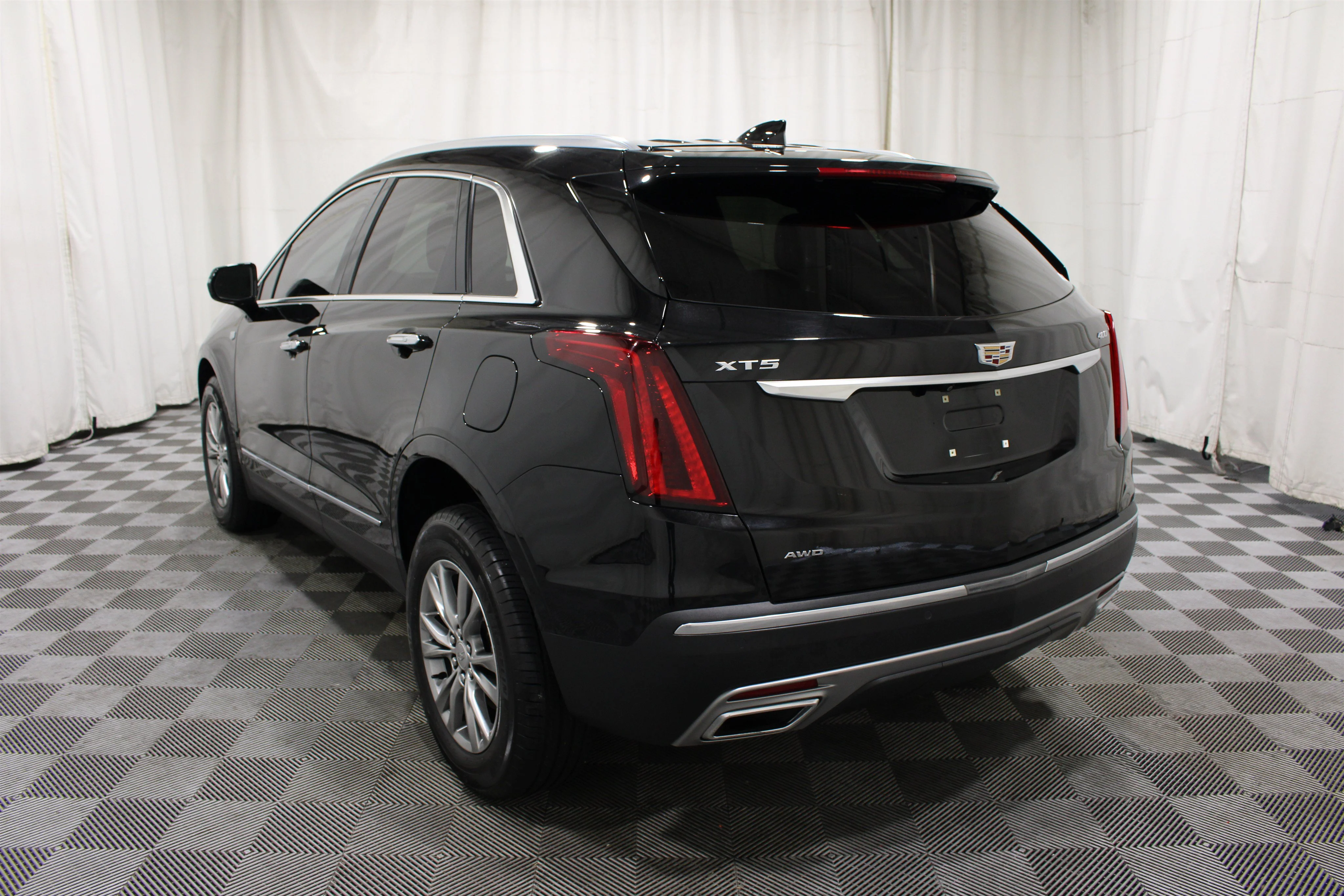 Used 2021 Stellar Black Metallic Cadillac AWD Premium Luxury image 35