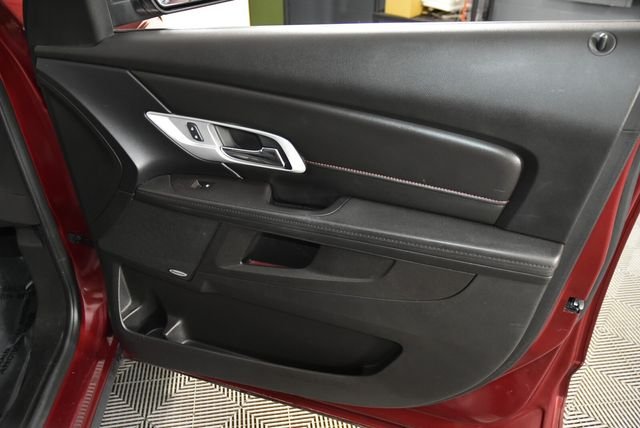 Used 2017 Red GMC SLE-2 image 17