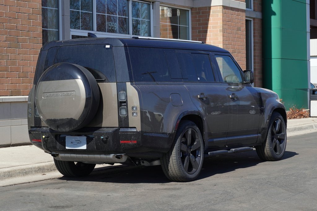 2026 LAND ROVER DEFENDER - Image 6