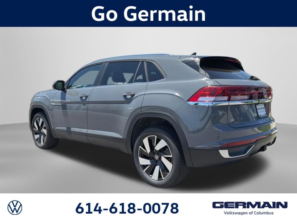 2026 Volkswagen Atlas Cross Sport SE w/Tech photo 4