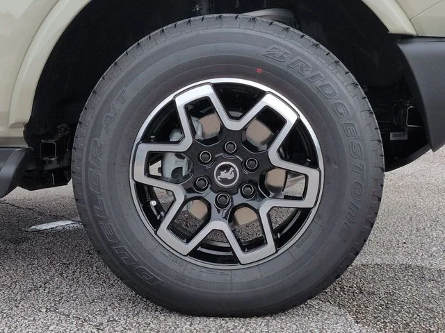 New 2026 Desert Sand Ford Outer Banks® image 11