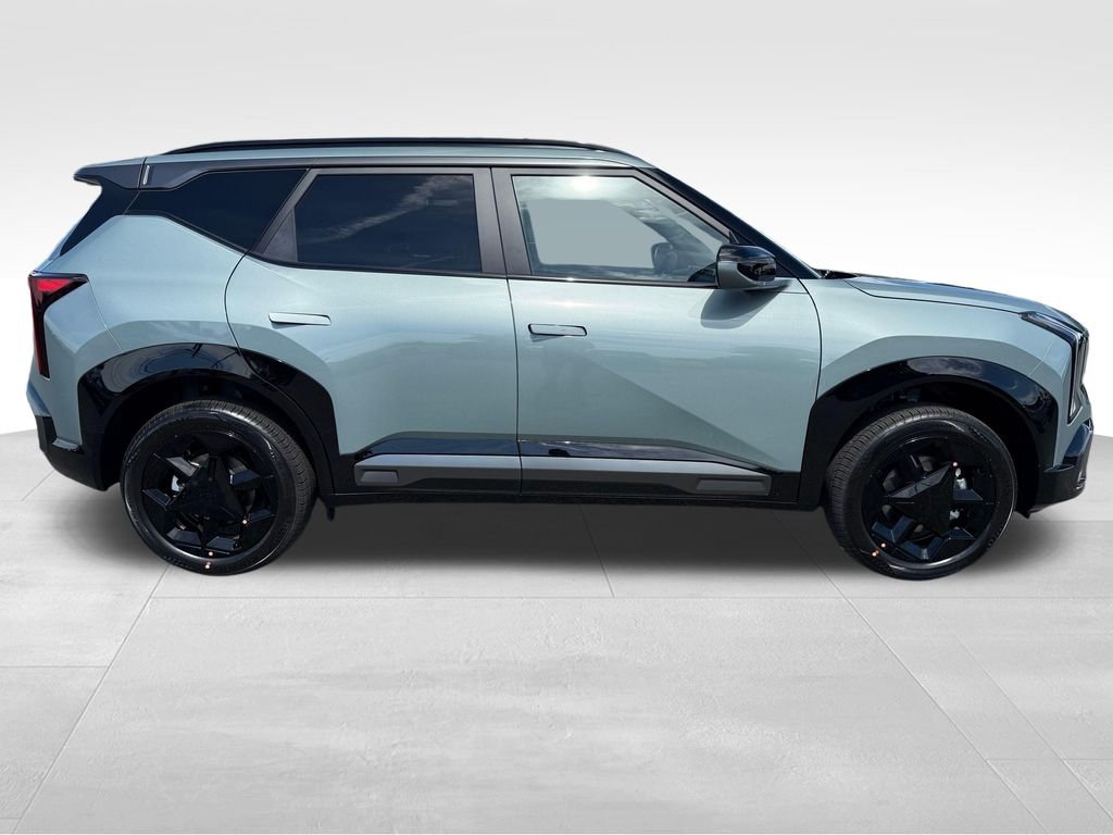 New 2027 Iceberg Green Kia X-Line S image 8