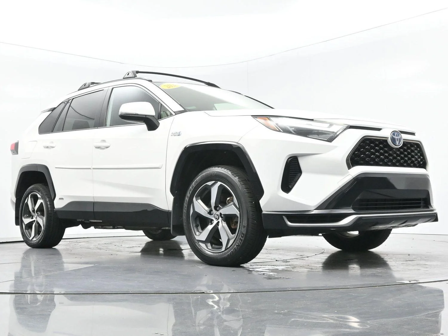 Used 2024 Ice Cap Toyota SE image 44