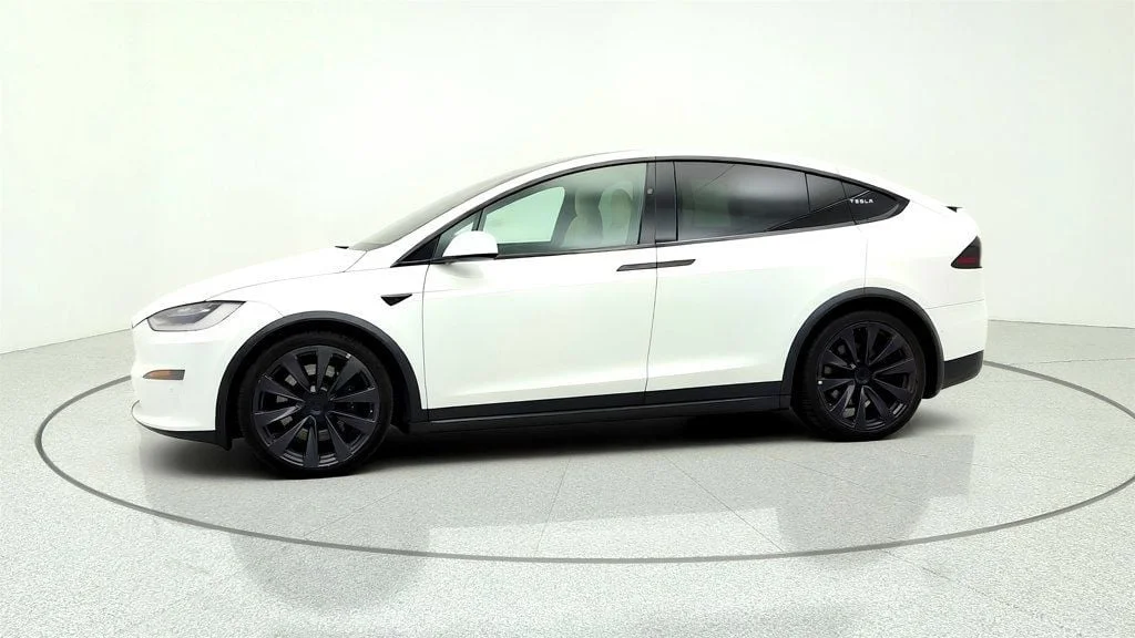Used 2022 Pearl White Multi-Coat Tesla Plaid AWD w/ 22