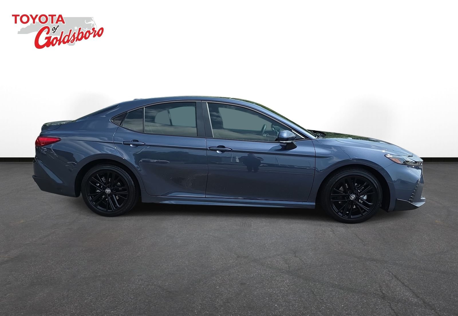 Used 2026  Toyota SE image 4