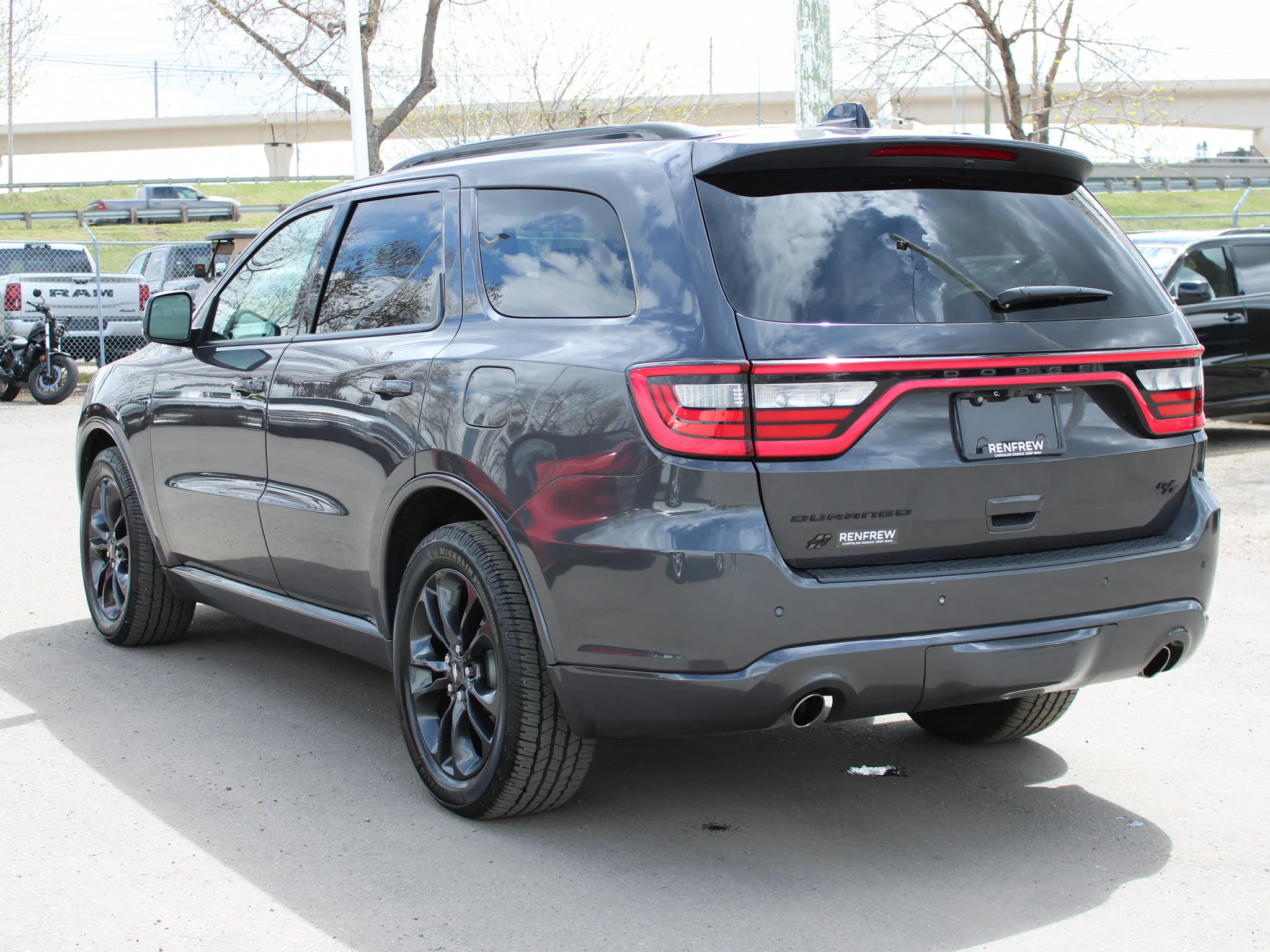 Certified Used 2023 Grey Dodge R/T * No Accidents | HEMI V8 | Nappa Heated/Vented Leather | Adaptive Cruise | Apple CarPlay image 14