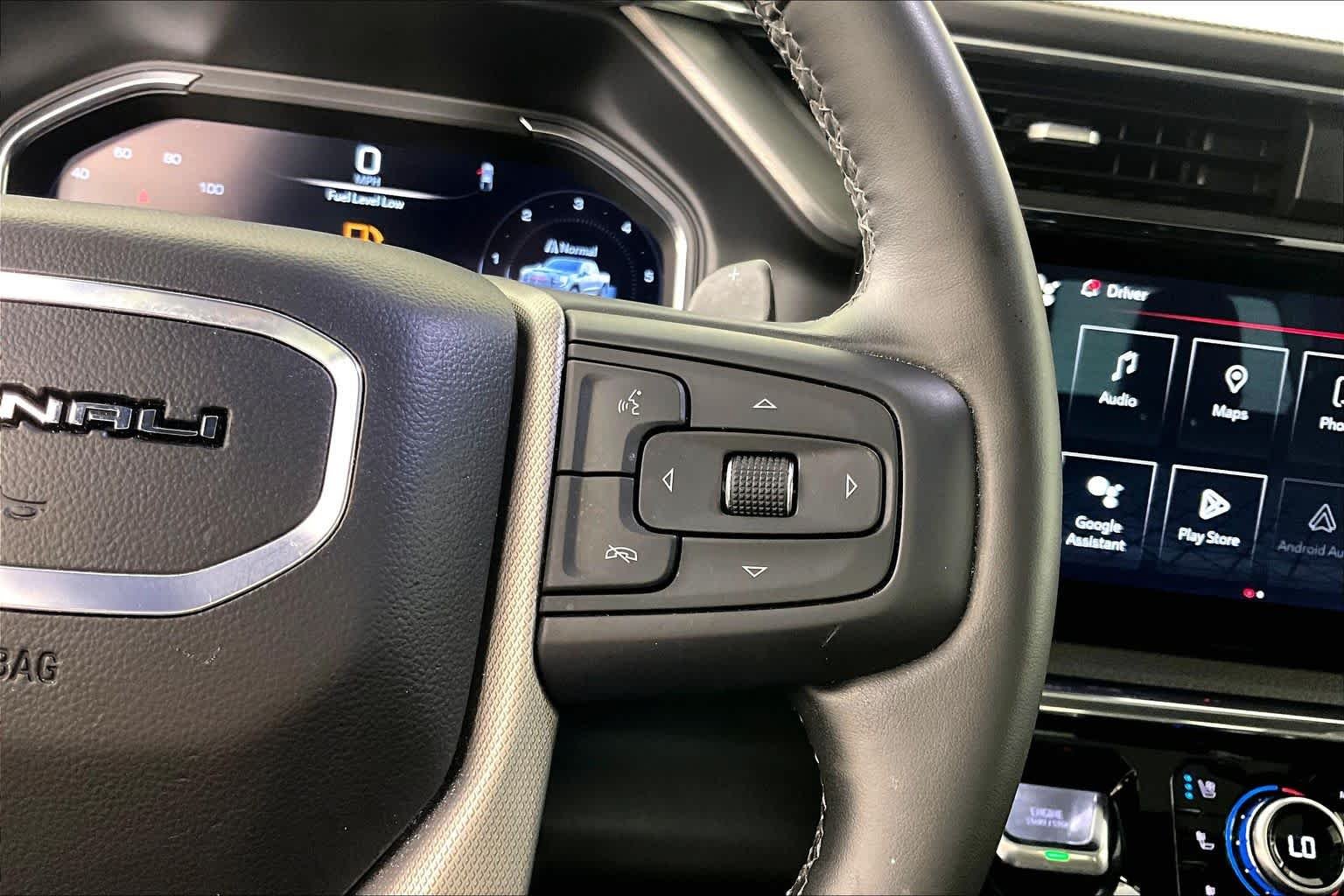 Used 2024 Onyx Black GMC Denali image 23