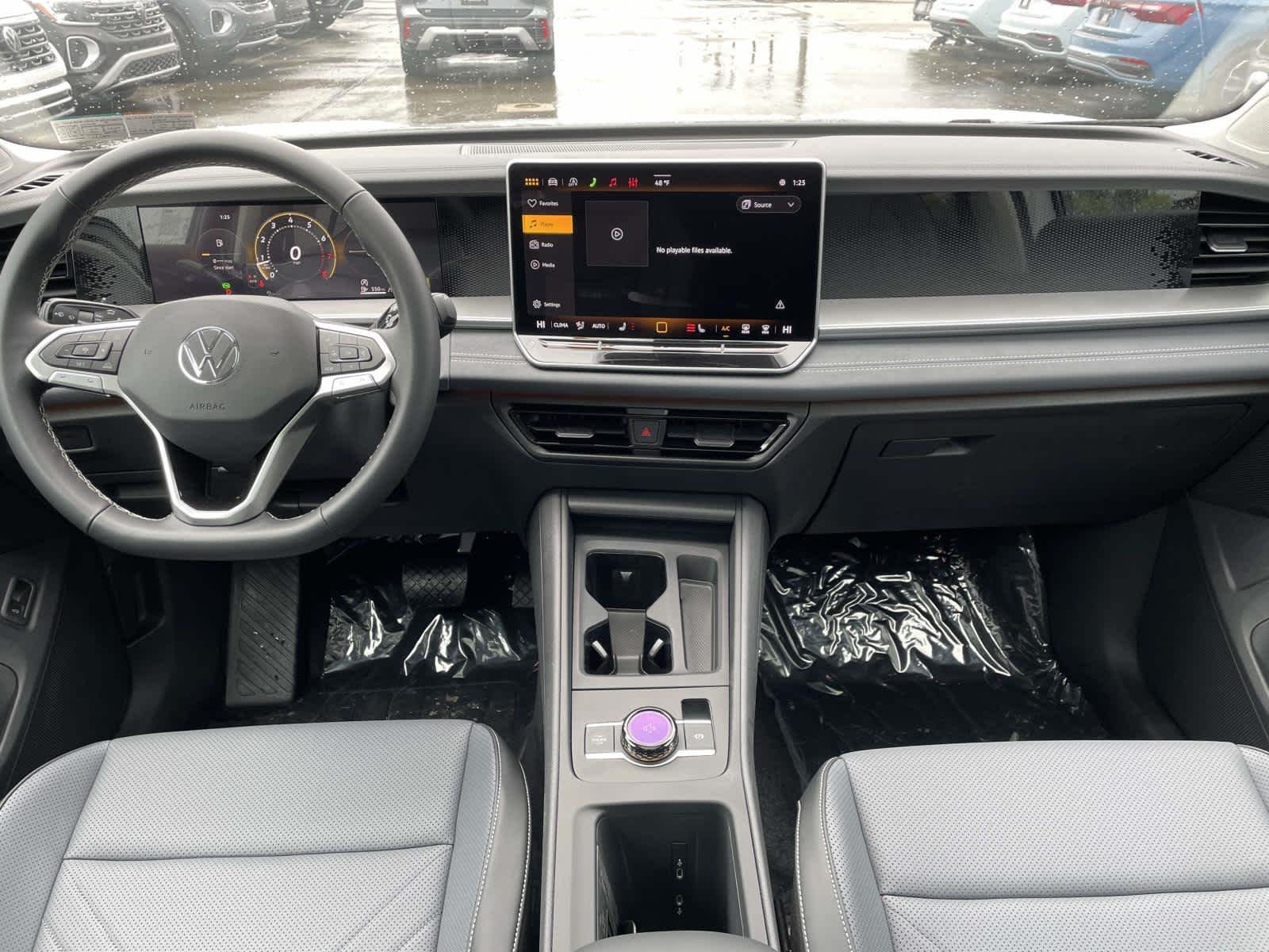New 2026 Pure White Volkswagen SE image 21