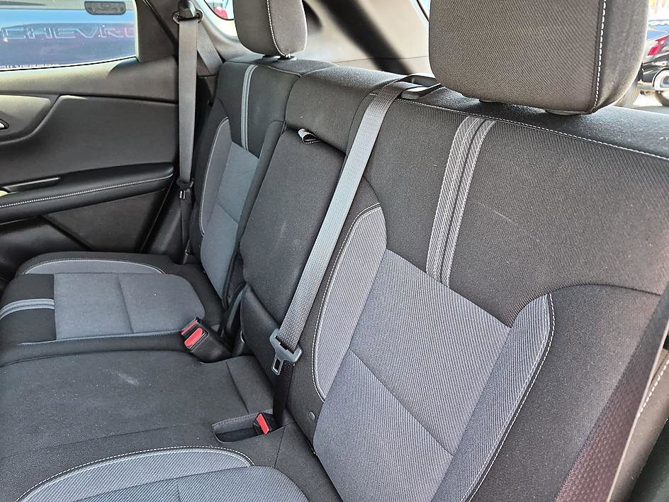 Used 2024 Radiant Red Tintcoat Chevrolet LT image 27