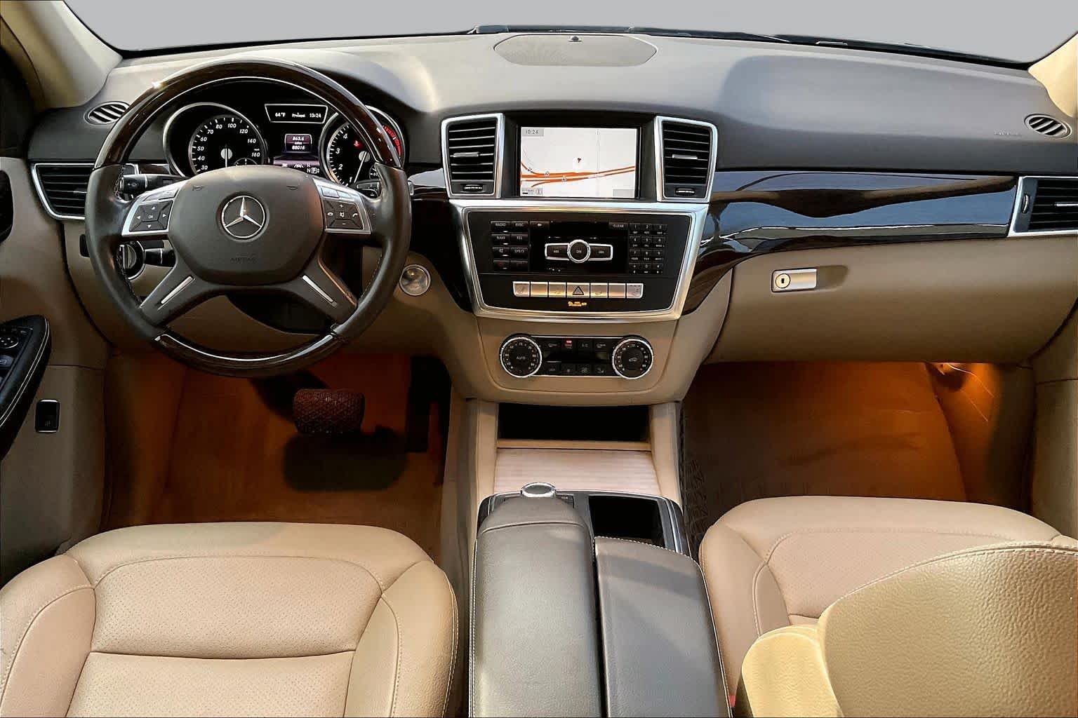 Used 2013 Black Mercedes-Benz ML 350 image 13