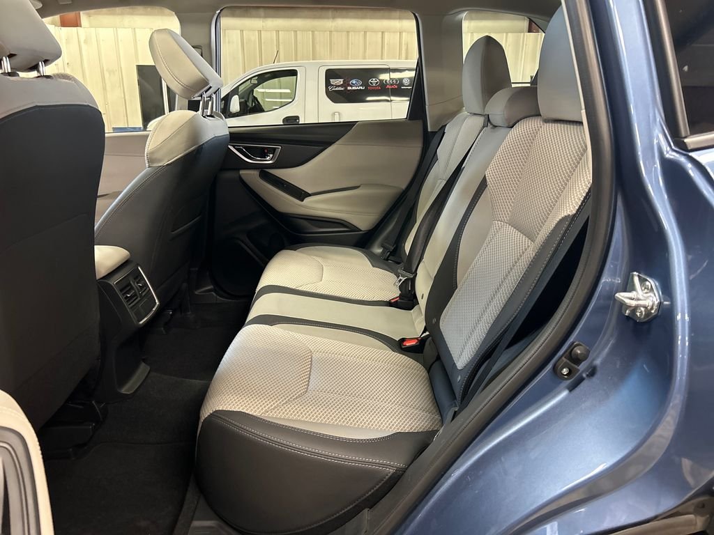 Used 2024 Blue Subaru Premium image 27