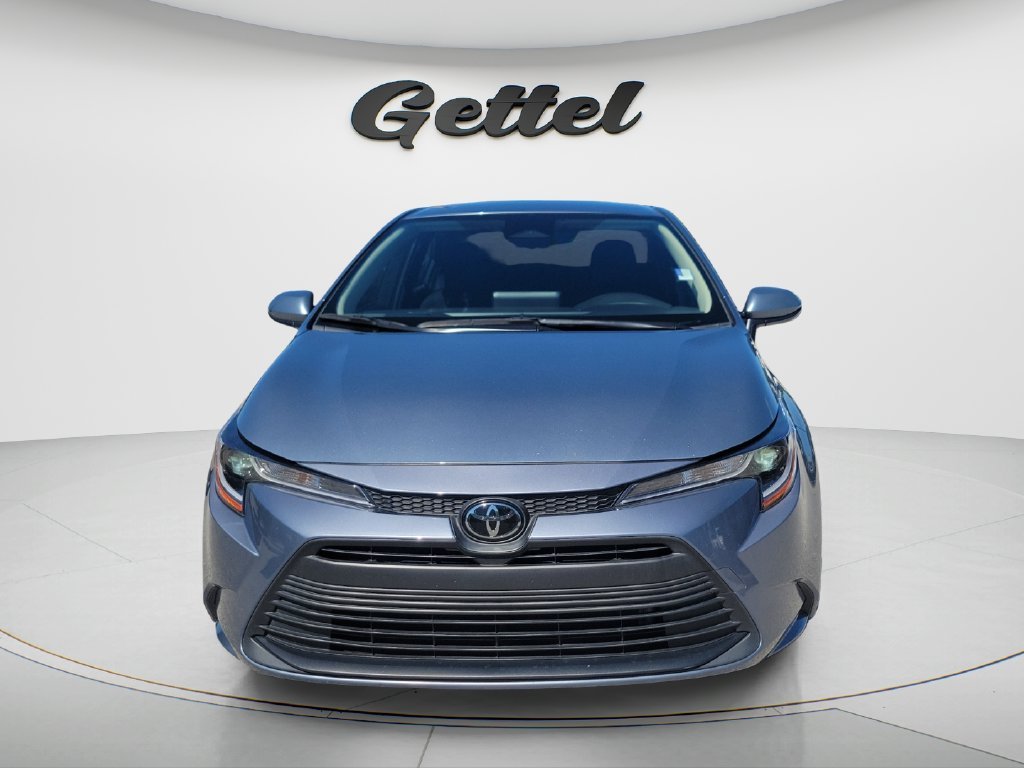 Certified Used 2023  Toyota LE image 2