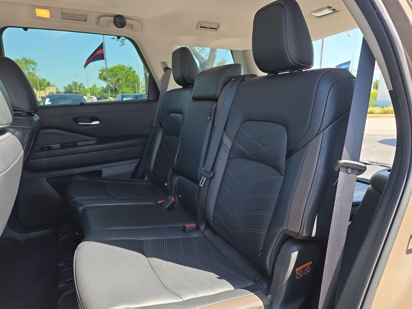 Certified Used 2023 Beige Nissan Platinum image 21