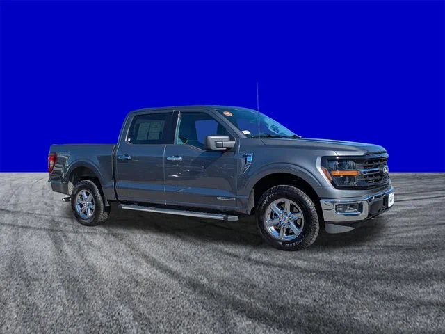 Certified Used 2025 Carbonized Gray Metallic Ford XLT image 2