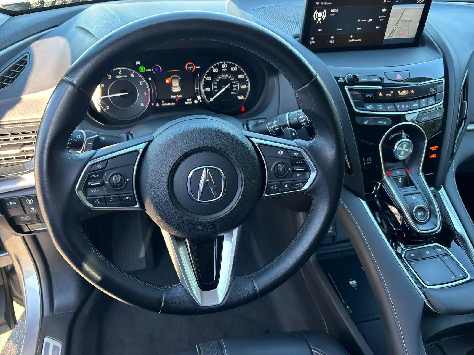 Used 2023 Lunar Silver Metallic Acura w/Technology Package image 18