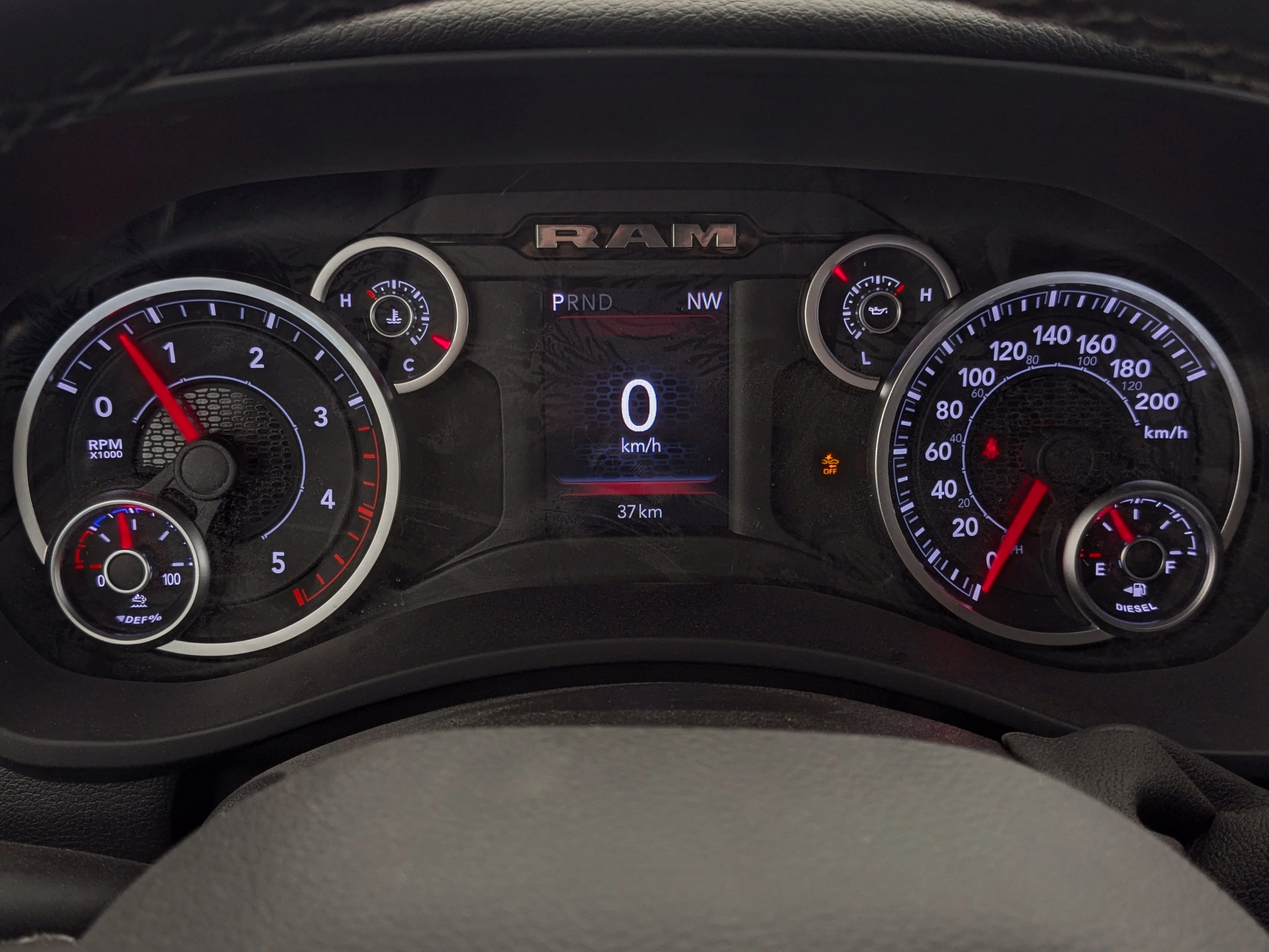 New 2026 Black RAM Big Horn - 6.7L HO Diesel - 12 Nav - Sport App Pkg - 5th Wheel/Gooseneck Prep - Alpine Audio & More image 19