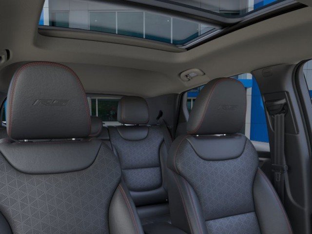 2027 Chevrolet Bolt RS - Photo 24