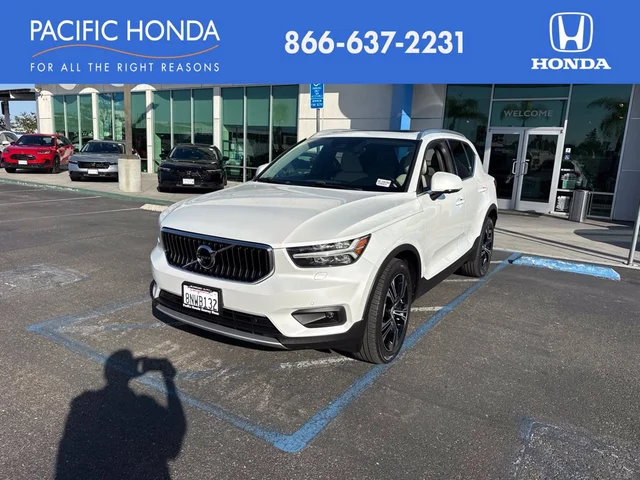 2020 Volvo XC40 T5 Inscription