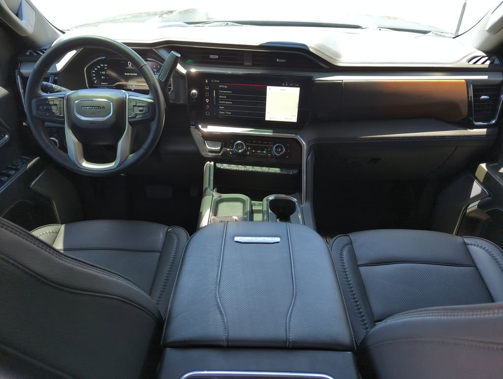 Used 2024 Silver GMC Denali image 14