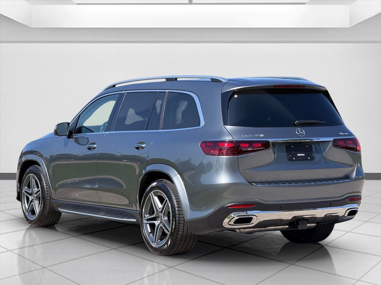 New 2026 Selenite Grey Metallic Mercedes-Benz GLS 450 image 4