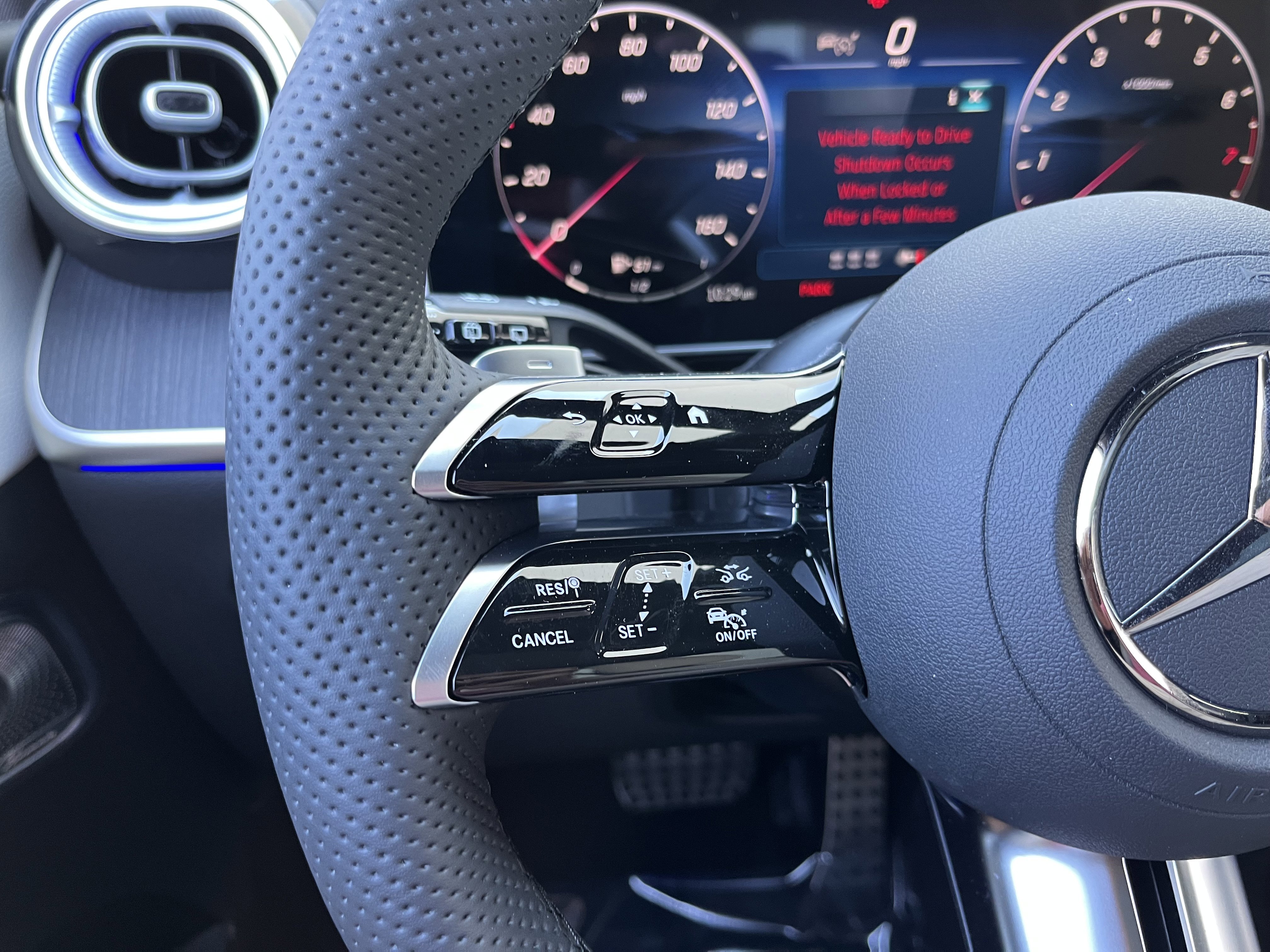 New 2026 Obsidian Black Metallic Mercedes-Benz GLC 300 image 25