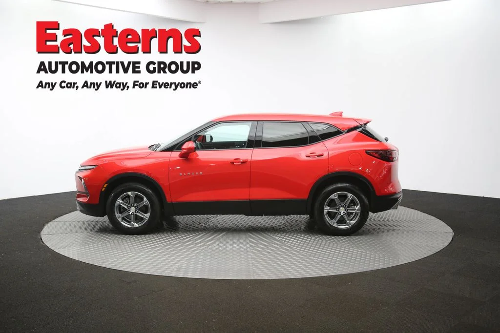 Used 2023 Red Chevrolet LT image 57
