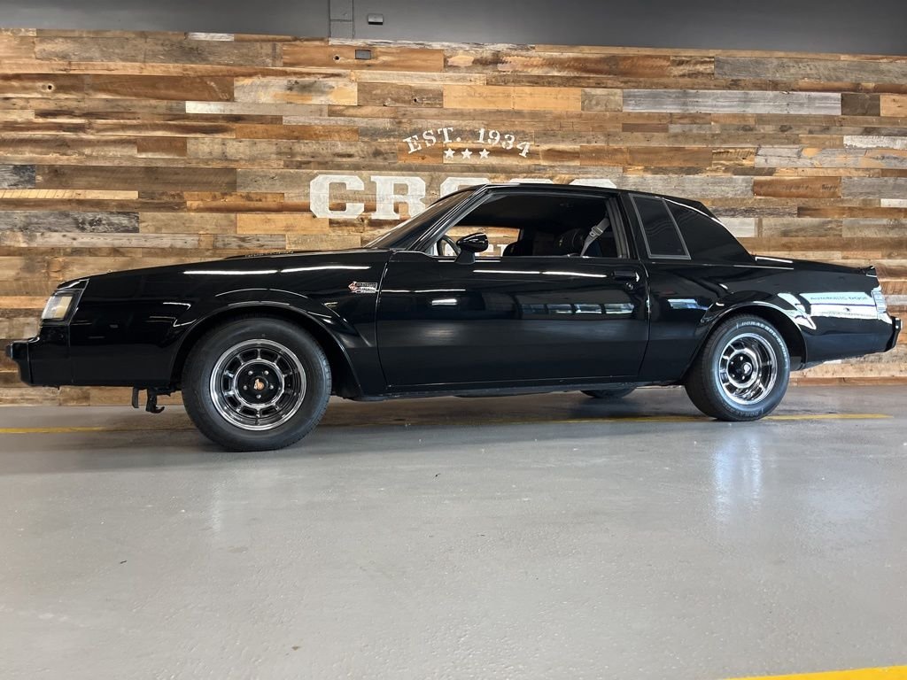 Used 1986 Black Buick Grand National image 42