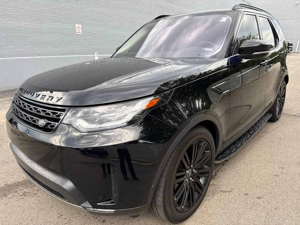 Used 2018 Black Land Rover HSE Luxury image 1