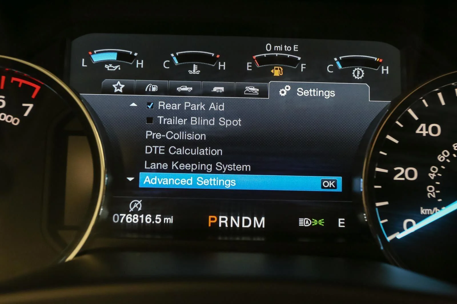 Used 2020 Silver Spruce Ford LARIAT image 39