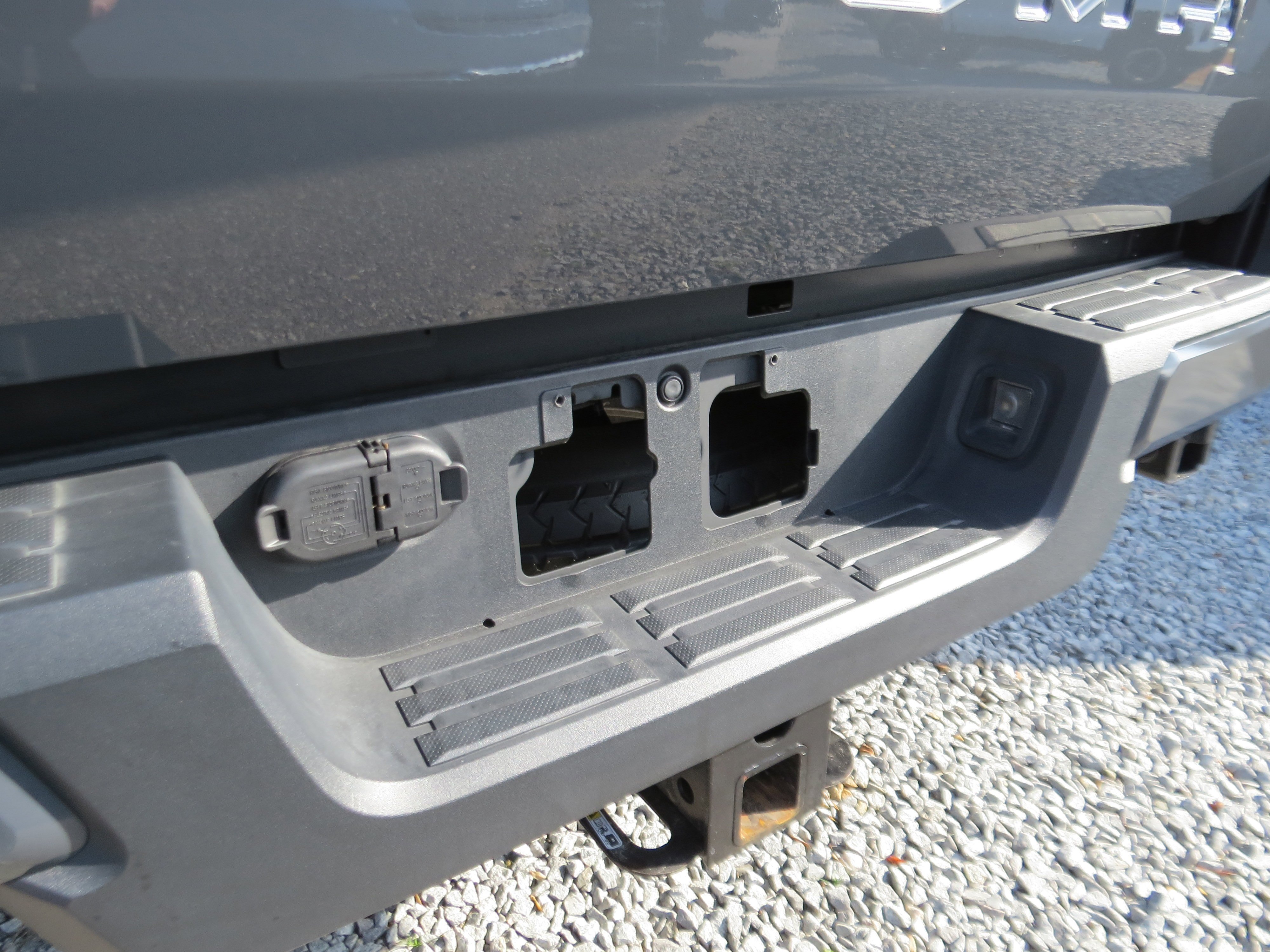 Used 2024  Toyota SR5 image 10