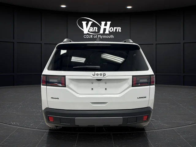 New 2026 Bright White Clear-Coat Exterior Paint Jeep Laredo image 6