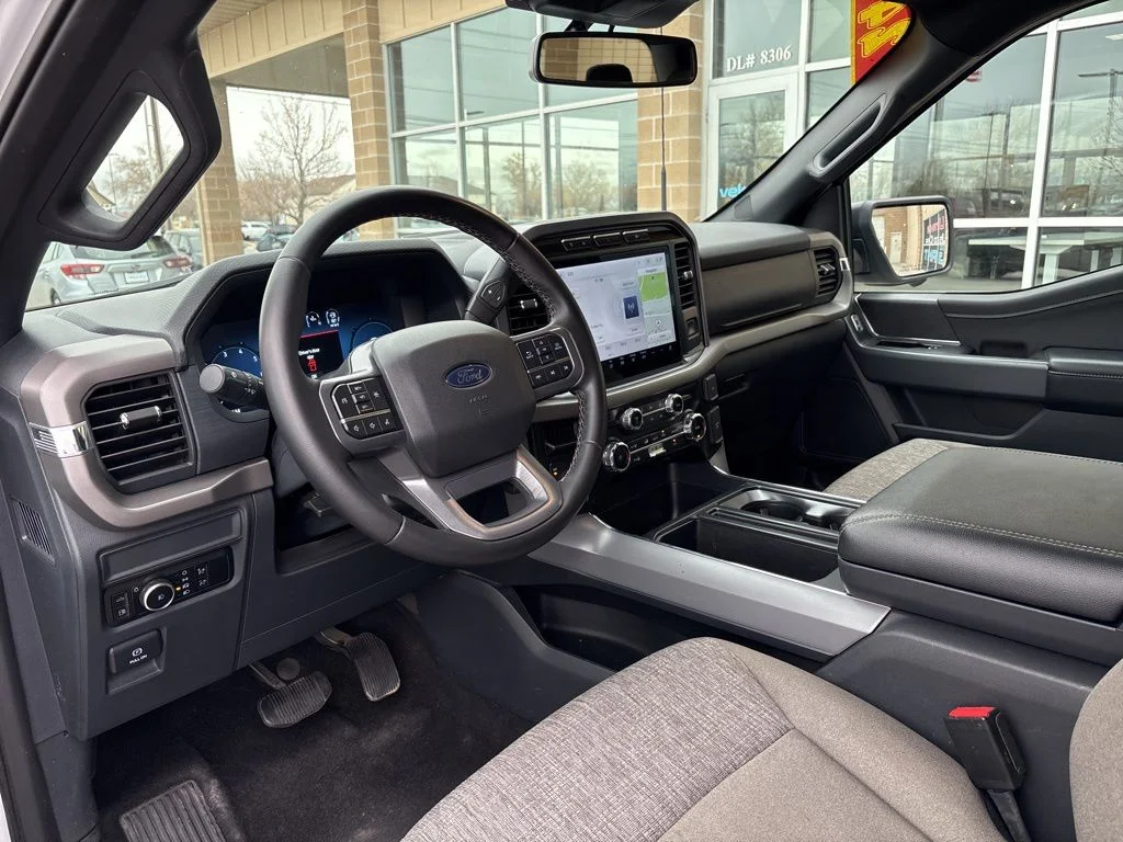Used 2024 White Ford XLT image 12