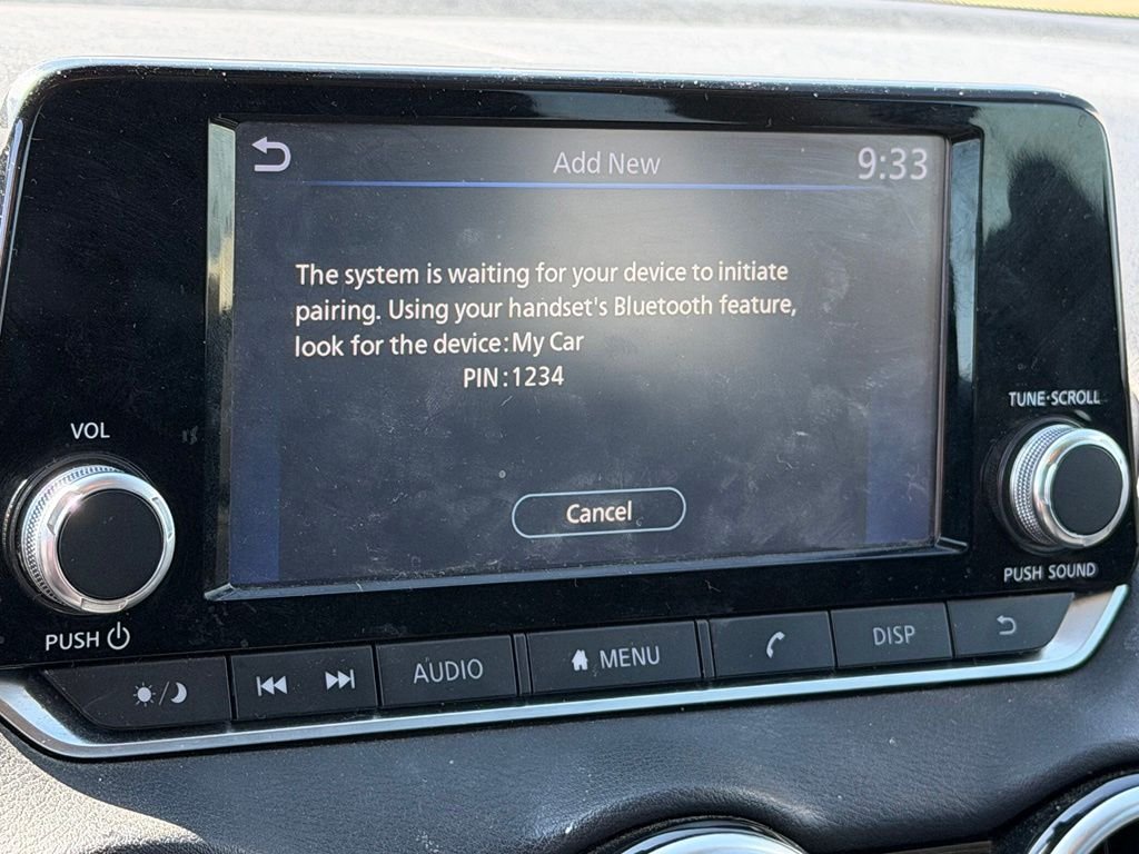 Used 2020 Gray Nissan S image 21