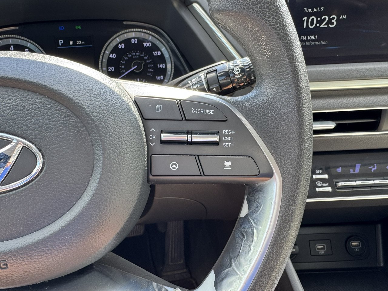 Used 2023 Portofino Gray Hyundai SEL image 28