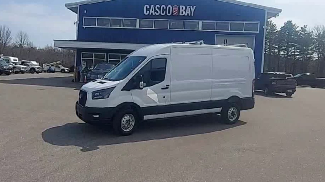 New 2026 Oxford White Ford Cargo Van image 17