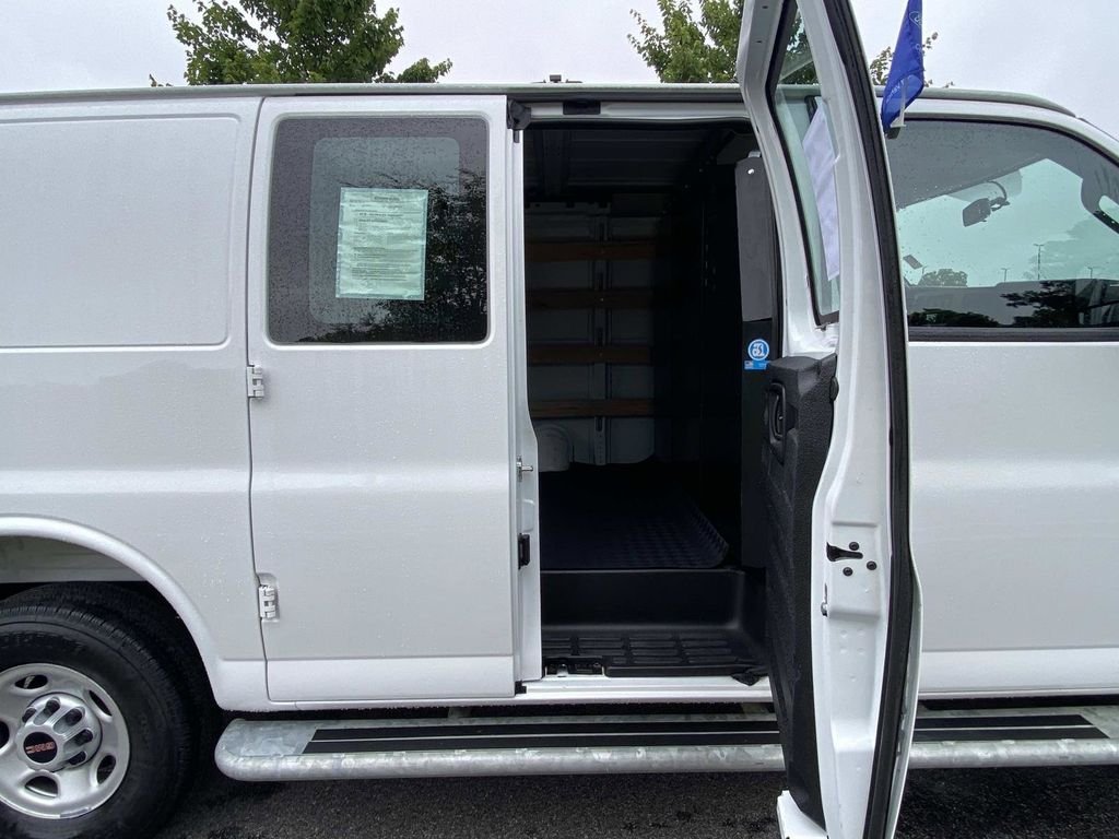 Certified Used 2025 Summit White GMC Work Van image 14