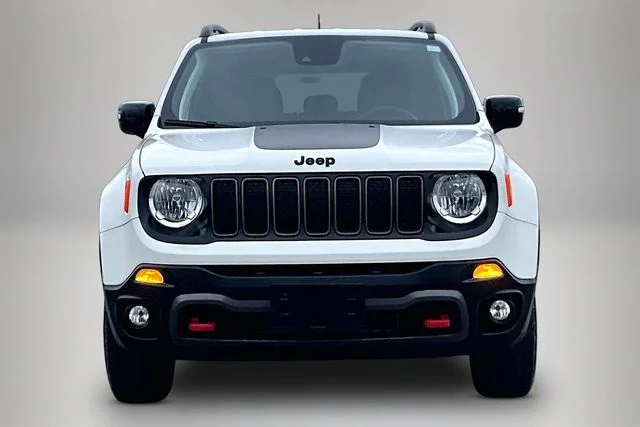 Used 2023 White Jeep Trailhawk image 3