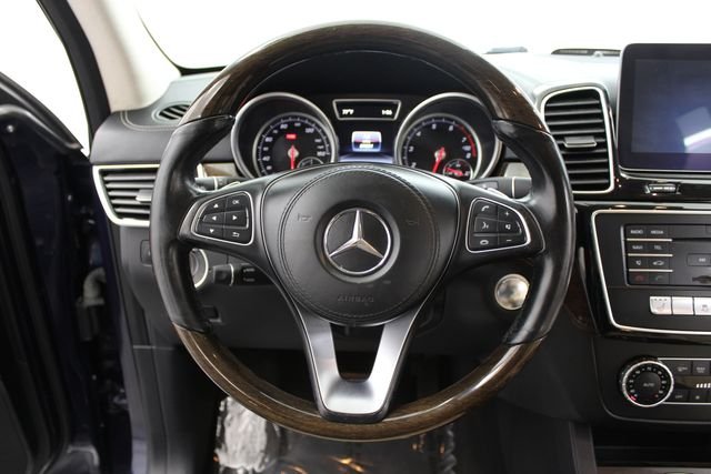 Used 2017  Mercedes-Benz GLS 450 image 25