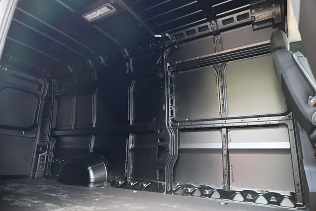 New 2026 Black Clear-Coat Exterior Paint RAM High Roof image 20