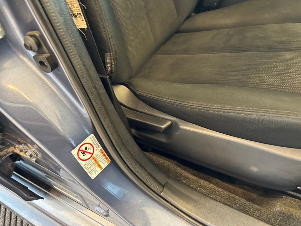 Used 2014 Blue Subaru 2.5i image 21