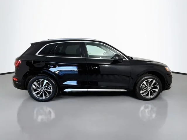 Used 2021  Audi 45 Premium image 8