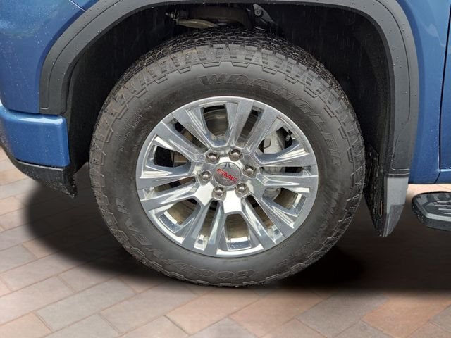 Used 2025 Downpour Metallic GMC Denali image 32