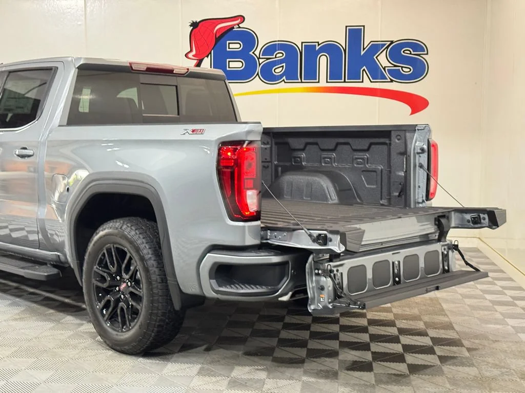 New 2026 Sterling Metallic GMC Elevation image 8