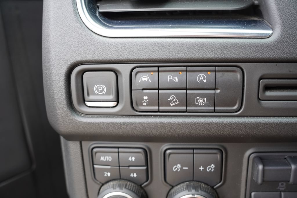 Certified Used 2024 Sterling Gray Metallic Chevrolet Z71 image 29