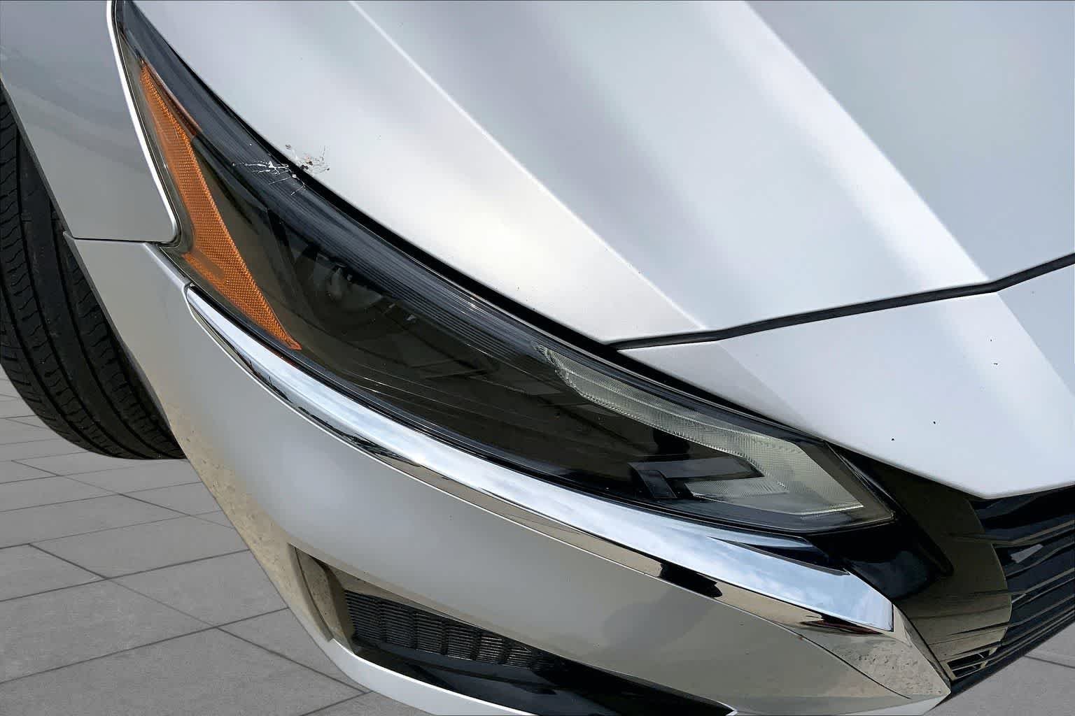 Used 2024 Brilliant Silver Metallic Nissan 2.5 SV image 26